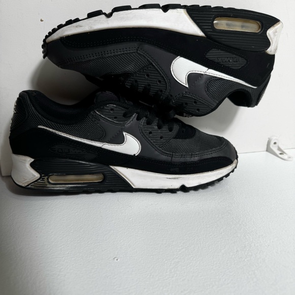 Nike Air Max 90 Men’s Running Sneakers Black Lace Up Low Top Size US 9 - Picture 1 of 7